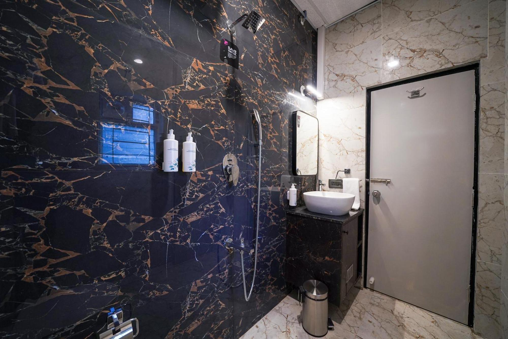 ホテル Olive Zip Sanjay Nagar By Embassy Group バンガロール エクステリア 写真